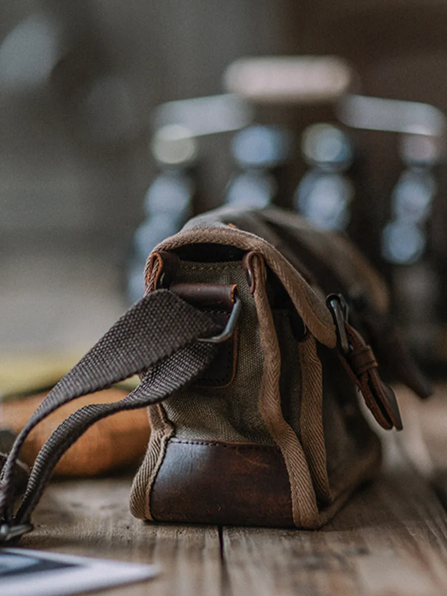 ARMY GREEN CANVAS MESSENGER BAG