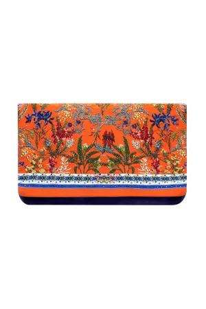 EMBELLISHED CLUTCH GONE COAST