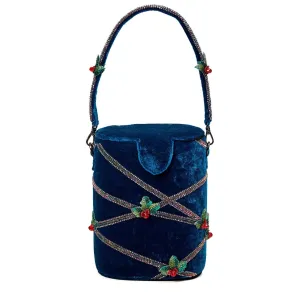 Knotty or Nice Bucket Bag