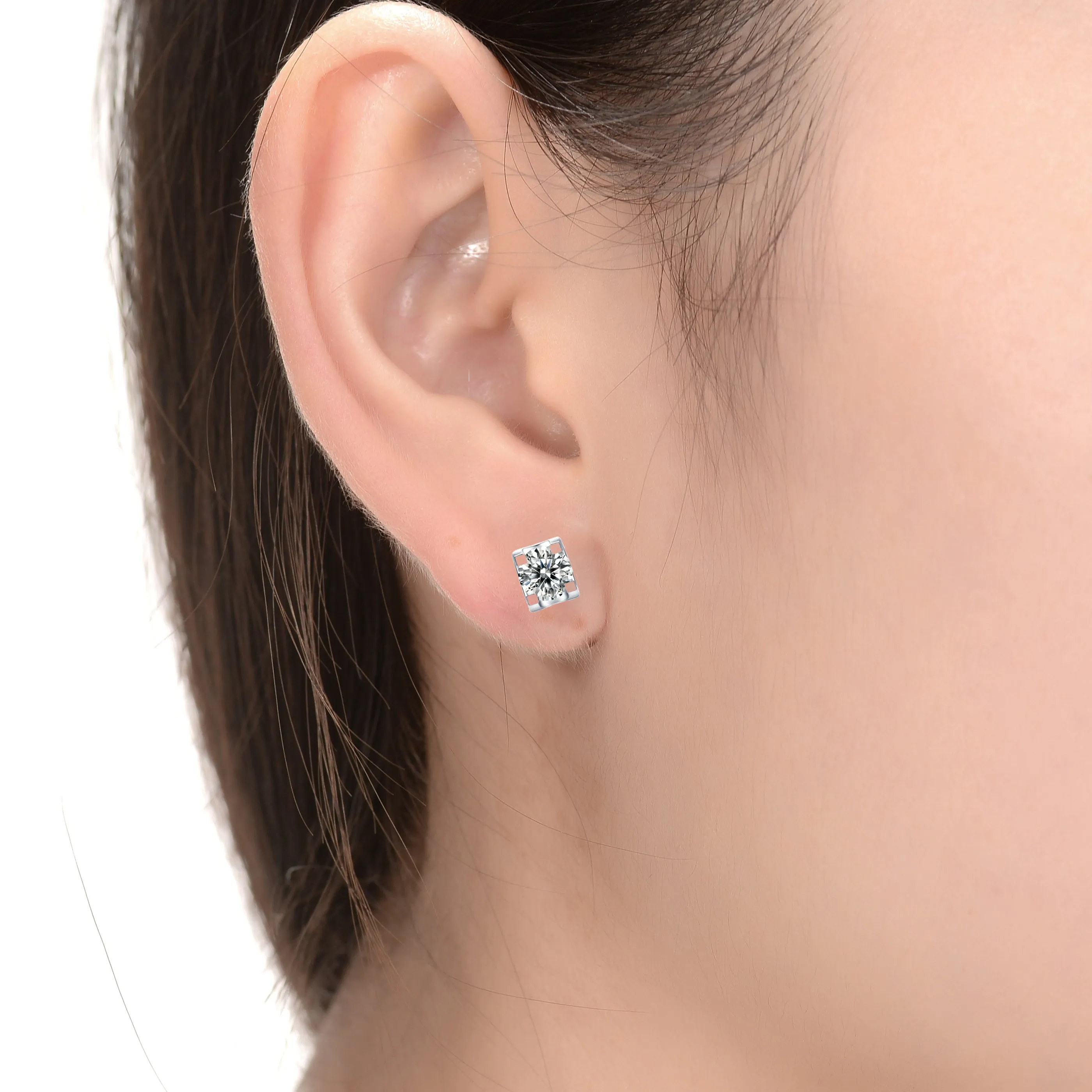 Monfort Moissanite Solitaire Tulip Stud Earrings